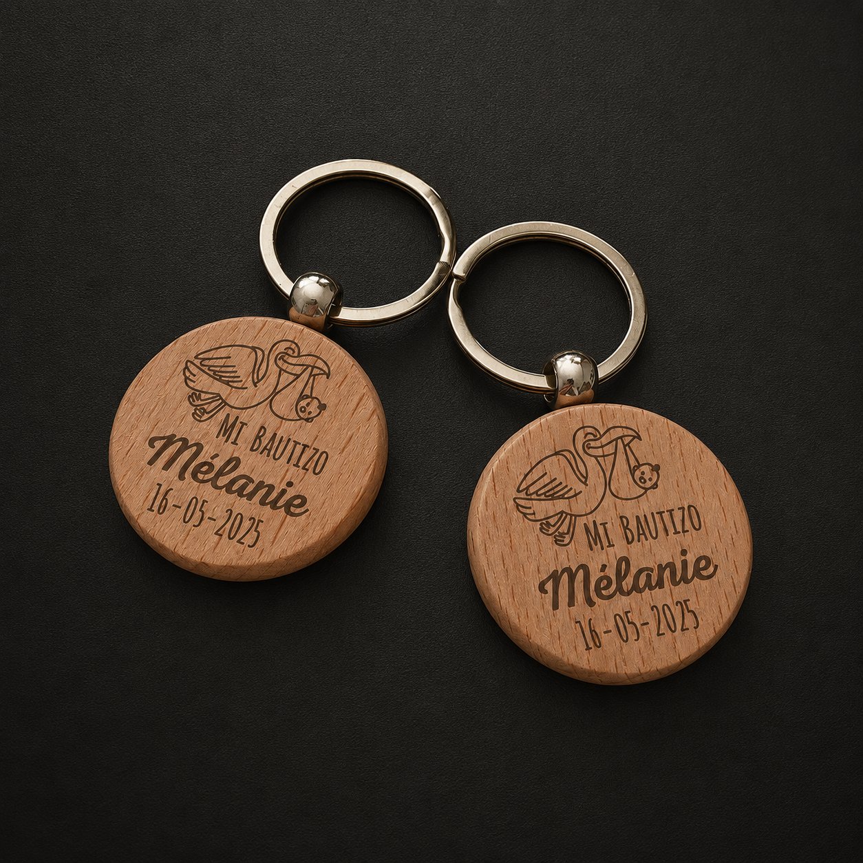 Llaveros de madera grabados personalizados para regalo bautizo — Grabados Martina